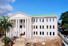 Tribunal de Mafanco : le chantier entre dans sa phase finale, le ministre de la Justice exige l’accélération des travaux